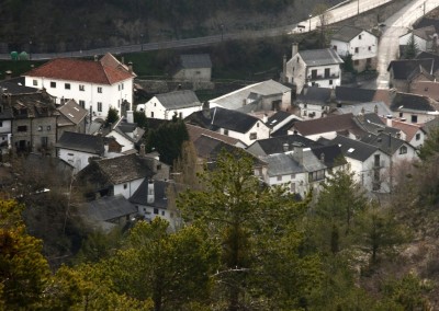 Bonitas vistas a la Villa de Borau